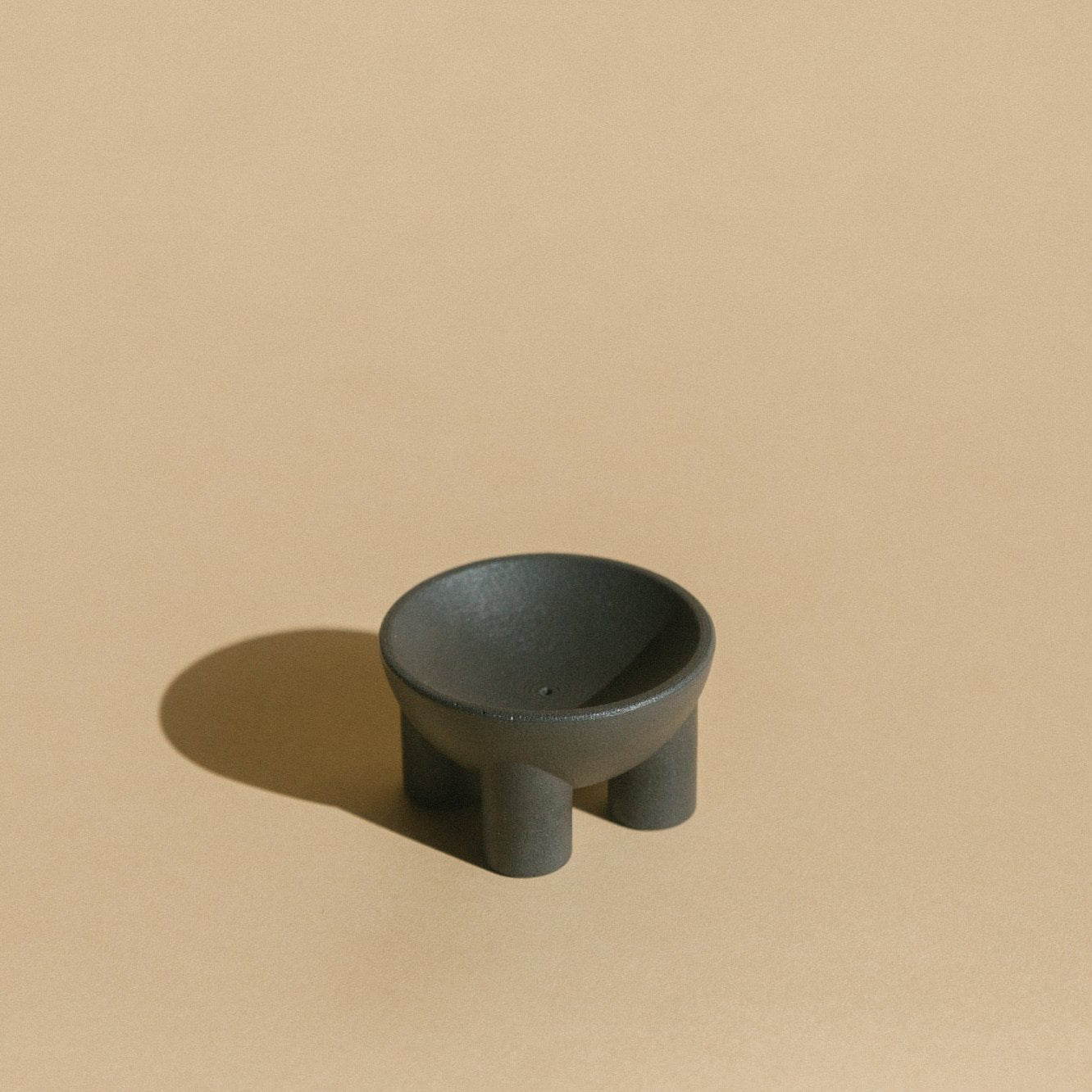 Surppot Hand Crafted Incense Holder | Black