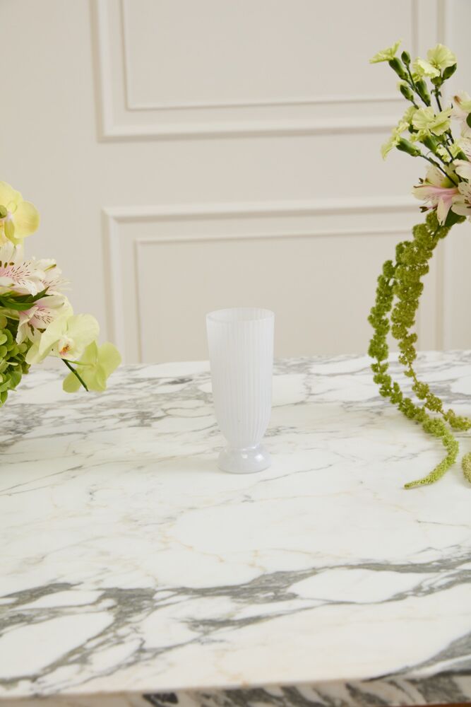 Kyandi Vase